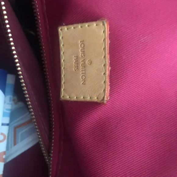 Louis Vuitton Brown and Red Shoulder Bag - Picture 3 of 11